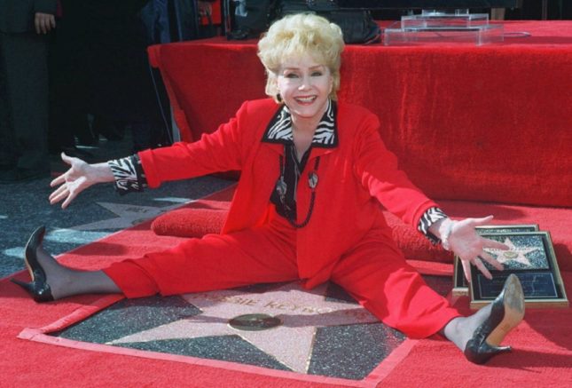 Debbie Reynolds riceve la Stella sulla Walk of Fame (1997)
