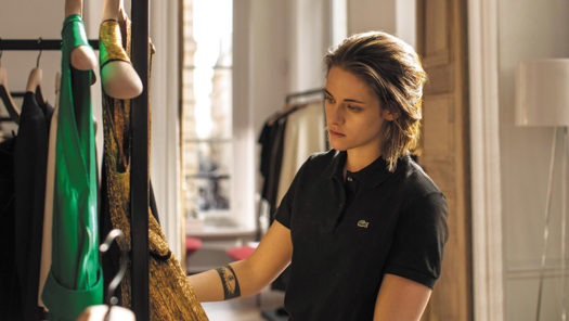 Personal Shopper: Kristen Stewart in una scena del film