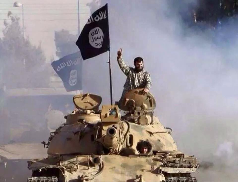 Buongiorno amici. Siamo in guerra. In Libia i terroristi islamici dell’Isis stanno conquistando i pozzi petroliferi vitali per la nostra economia, stanno conquistando sempre più territorio proprio di fronte a […]