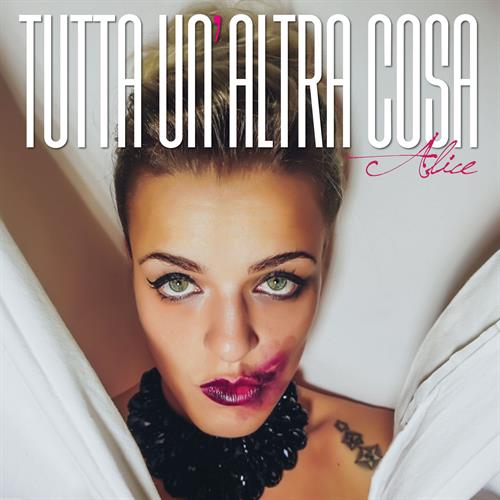 Dal 21 Novembre è in rotazione, nelle radio italiane, il primo singolo della cantante toscana Alice Spinelli, dal titolo “Tutta un’altra cosa”, un messaggio contro i pregiudizi sull’amore. Pregiudizi che […]
