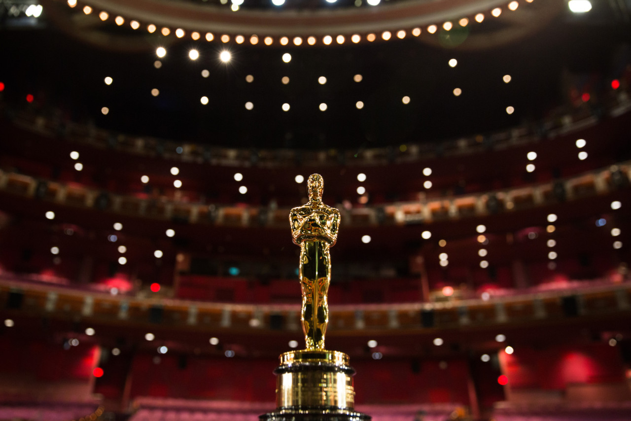 Today we talk about the 89th edition of the Academy Awards that ended in a surreal way!! Grand Finale with surprise (bitter for those interested) at the Oscars night, in […]