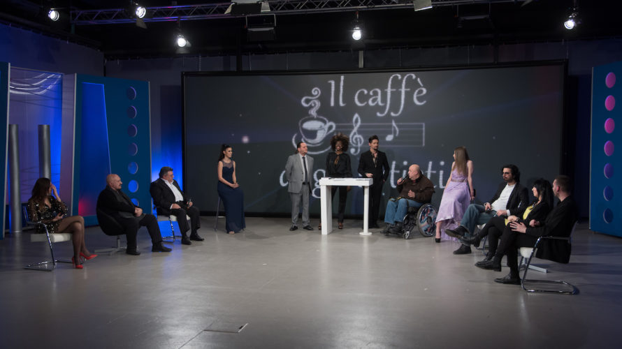Il Caffè degli artisti ideato da Alfonso Stagno torna Lunedì 12 Aprile 2021 sulle frequenze di Odeon TV, canale 177 del digitale terrestre, dopo la pausa pasquale. A fare gli […]