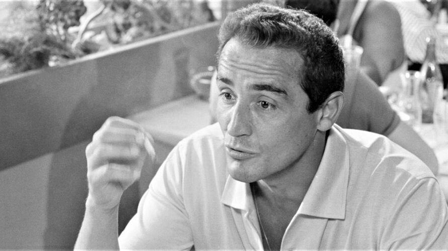 Stasera in tv su Cine 34 alle 21 Il sorpasso, un film del 1962, diretto da Dino Risi. La pellicola, generalmente considerata come il capolavoro del regista, costituisce uno degli […]