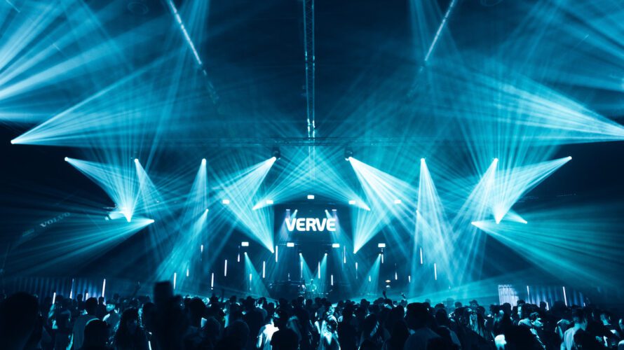 Dopo l’eccellente debutto lo scorso maggio a Lucerna, sabato 17 dicembre 2022 Verve Festival torna con la sua edizione invernale ad Andermatt, sulle Alpi Svizzere (Canton Uri). Joris Voorn, Mathame, […]