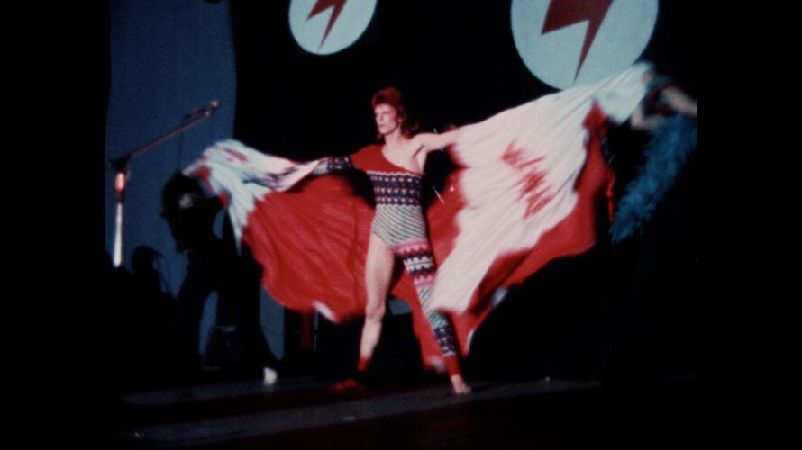 Il 3 Luglio del 1973 David Bowie saliva sul palco dell’Hammersmith Odeon di Londra per “uccidere”, davanti a cinquemila fan increduli, Ziggy Stardust, il suo alter ego più celebre. A […]