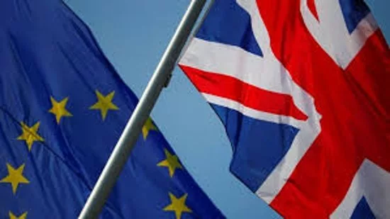 “Apprendiamo con dispiacere e preoccupazione che il governo britannico non ha accolto l’accordo post-Brexit con l’Unione Europea che rende più facile per i giovani britannici vivere, studiare e lavorare nell’Unione […]