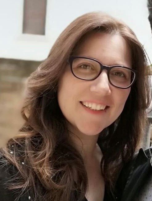 Anna Vassallo presenta “Amare tra le onde”: un racconto di rinascita e speranza